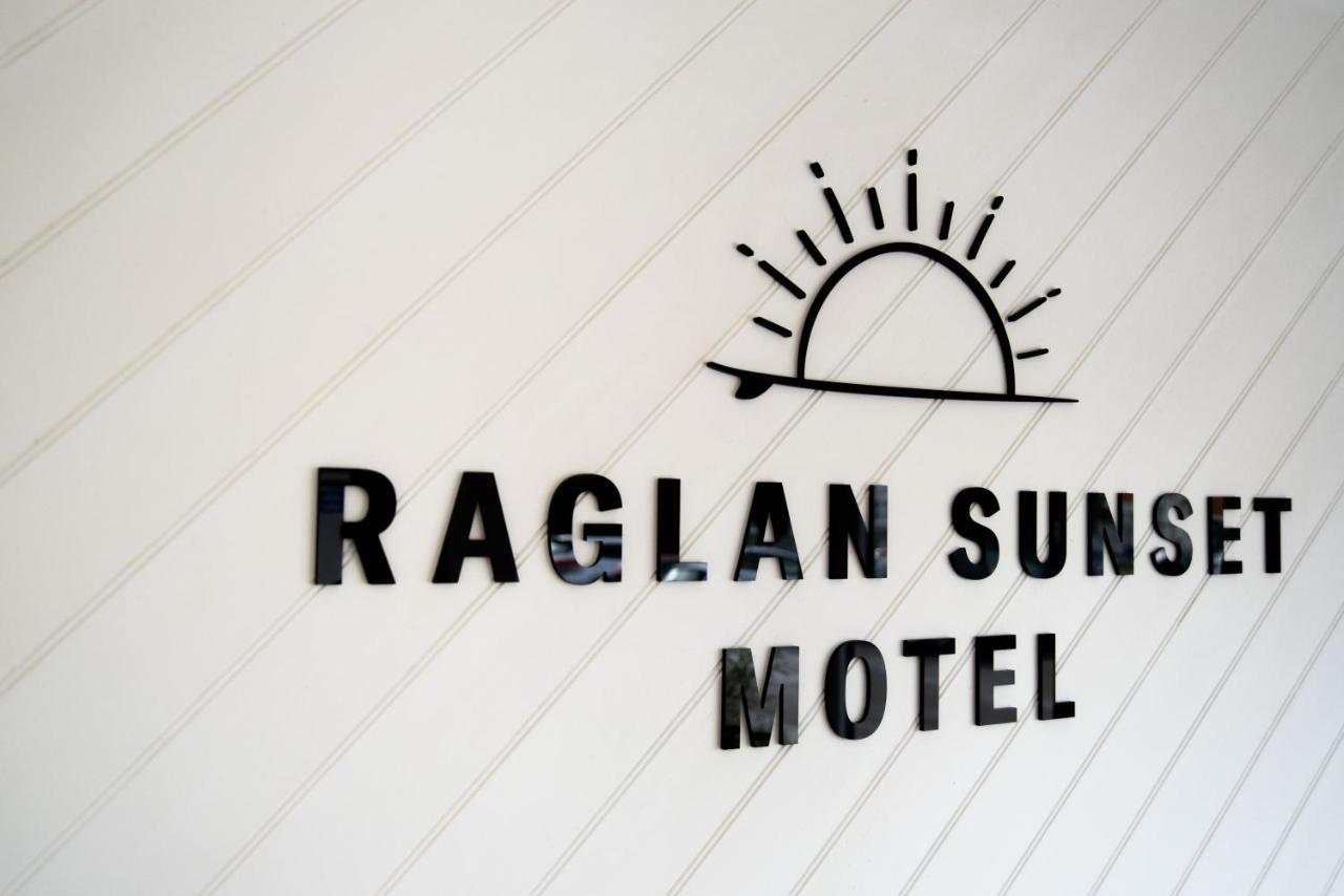 Raglan Sunset Motel And Conference Venue Екстериор снимка
