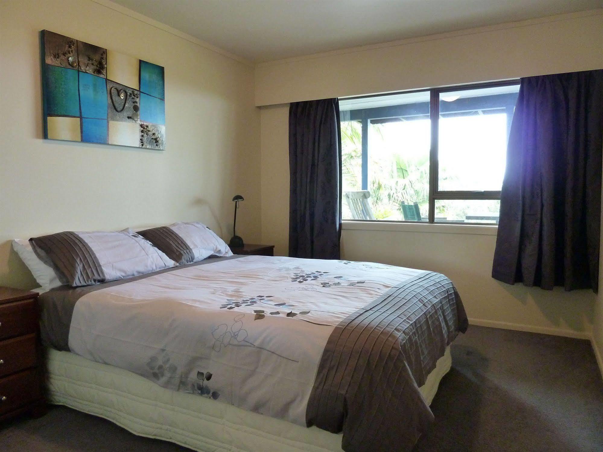 Raglan Sunset Motel And Conference Venue Екстериор снимка